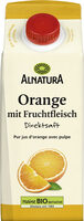 Orangensaft mit Fruchtfleisch