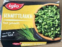 Schnittlauch fein gehackt