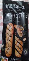 2 Baguettes mit Kräuterbutter
