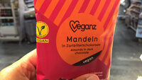 Almonds in dark chocolate : vegan