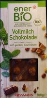 Vollmilch Schokolade mit ganzen Haselnüssen