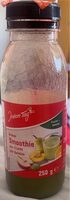 Grüner Smoothie aus Frucht und Gemüse