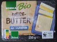 WEIDE-BUTTER aus Sauerrahm