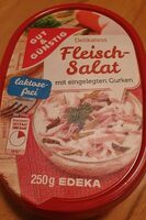 Fleischsalat mit eingelegten Gurken