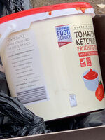 Tomaten-Ketchup mit 72 % Tomatenmark, fruchtig-tomatig, für Fleischgerichte