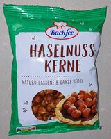 Haselnusskerne ganz