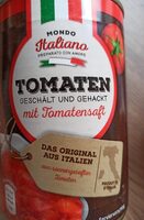 Tomaten geschält und gehackt