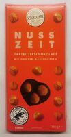 Nusszeit - Zartbitter-Schokolade mit ganzen Haselnüssen
