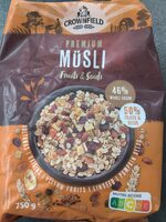 Mixture of cereals with dried fruit