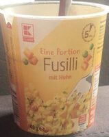 Eine Portion Fusilli mit Huhn