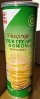 Knusprige Sour Cream & Onion Style Stapelchips