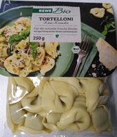 Tortelloni Käse-Kräuter