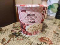 Avižinė košė su vyšniomis