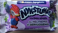 Varškės sūrelis su mėlynėmis ir gervuogėmis