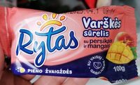 Varškės sūrelis su persikais ir mangais