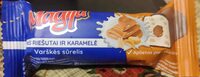 Varškės sūrelis su žemės riešutais ir karamele