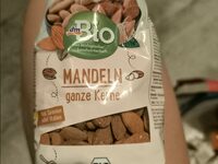 Mandeln ganze Kerne