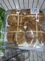 4 hot crissed buns