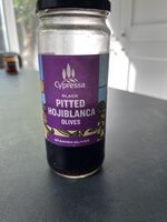 Pitted hojiblanca olives