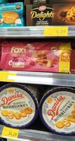 Fox’s Jam n ‘ cream biscuit