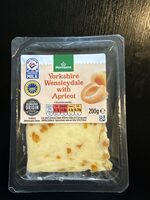 Yorkshire Wensleydale With Apricot