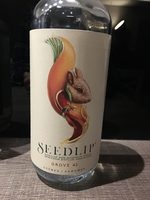 Distilled non-alcoholic spirits, citrus