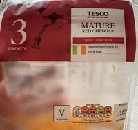 Tesco Mature Red Cheddar