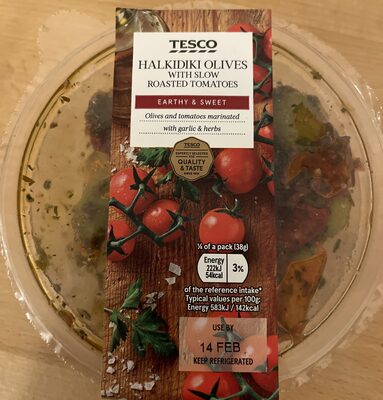 Olives with roasted tomatoes