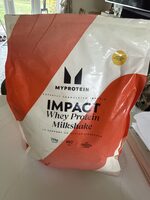 Impact Whey Protein Milkshake Banana