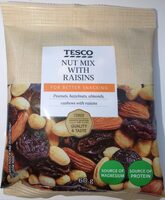 Nut mix with raisins
