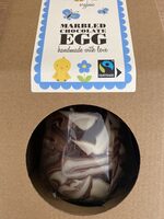 Marbled chocolate egg