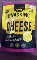 Snacking cheese with caramelised onion