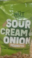 Sour cream & onion peanuts