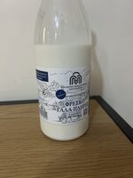 Fresh cow milk full fat