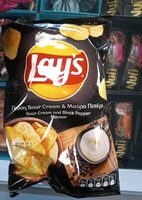 Lays sour cream and black pepper
