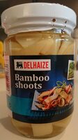 Pousses de bambou en tranches à l'eau