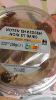 Humus noix et baies