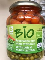 Petits pois et jeunes carottes