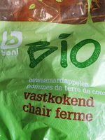 Pommes de terre de conservation. Chaire ferme