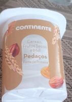 Iogurte cereais mel e frutos secos