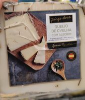 Queijo de Ovelha com Alecrim