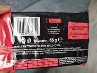 Wafle ryzowe z polewa malinowa