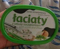 Serek śmietankowy z cebulą i szczypiorkiem