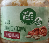 Pasta słonecznikowa z pomidorami