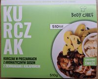 Kurczak w pieczarkach z aromatycznym sosem z ziemniakami i kalafiorem