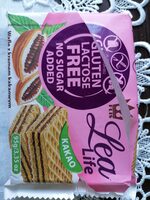 Wafers with cocoa cream