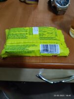 Lemon cream wafer