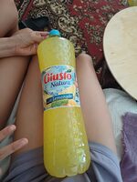 Giusto natural lemonade