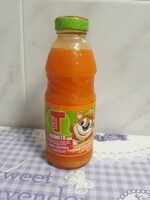 Succo di carota e frutta
