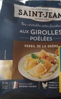 Pâtes fraîches aux girolles poêlées
